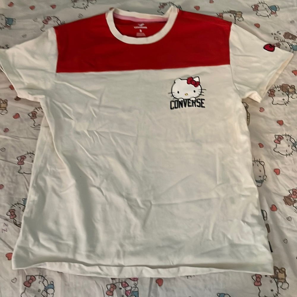 SUPER CUTE CONVERSE HELLO KITTY SHIRT